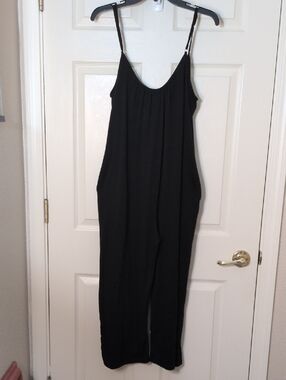 Black Spaghetti-Strap Jumpsuit, Wide Legs w/Pockets, Size M Oversized